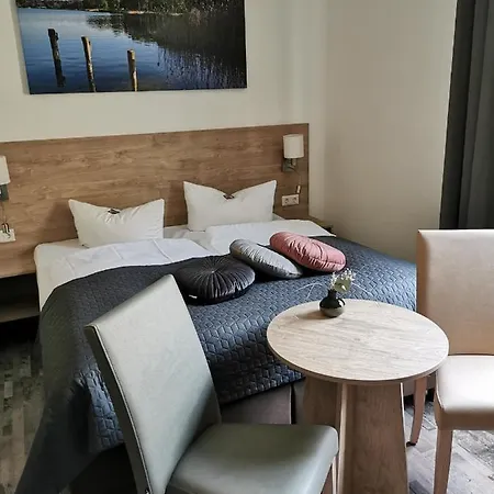 & Heidekrug Plau am See